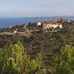 Hotel P&v Le Hameau Des Issambrr 3*