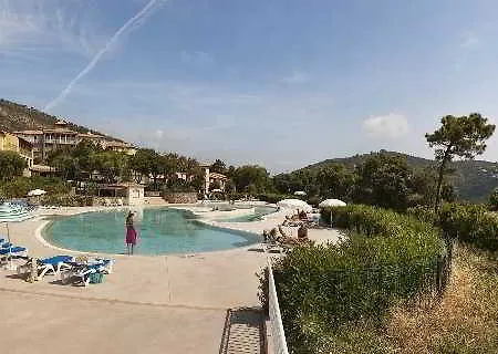 Hotel P&v Le Hameau Des Issambrr