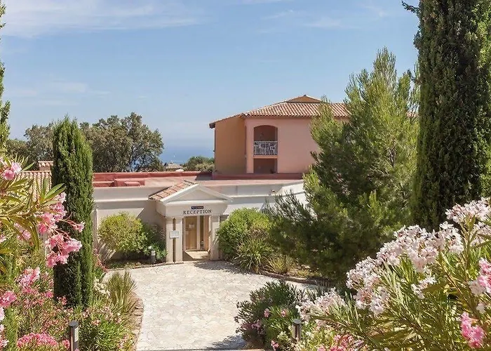 Hotel P&v Le Hameau Des Issambrr Sainte-Maxime