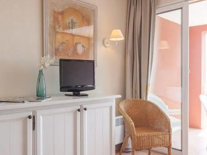 P&v Le Hameau Des Issambrr Sainte-Maxime