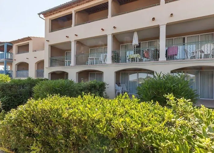 Hotel P&v Le Hameau Des Issambrr