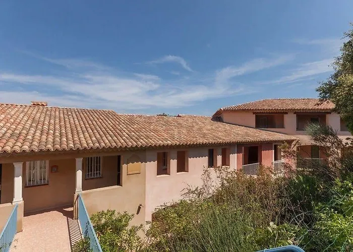 Hotel P&v Le Hameau Des Issambrr