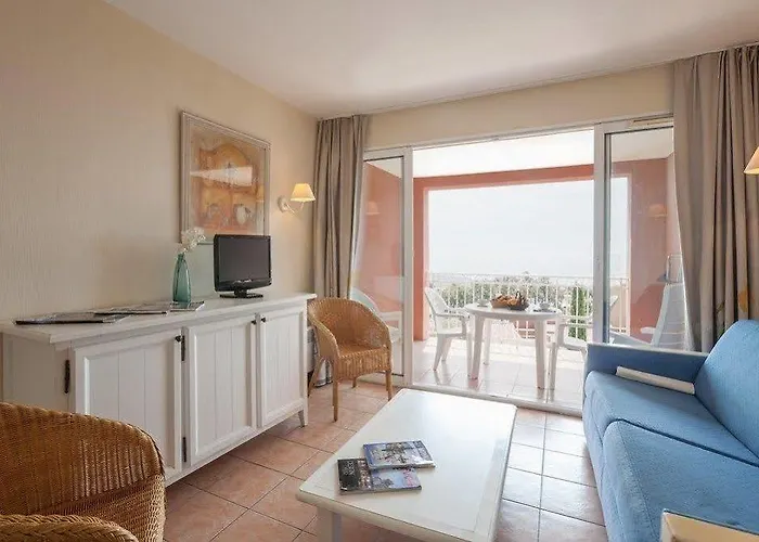 Hotel P&v Le Hameau Des Issambrr Sainte-Maxime