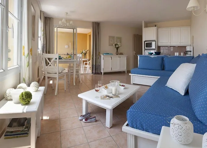 P&v Le Hameau Des Issambrr 3* סן-מקסים